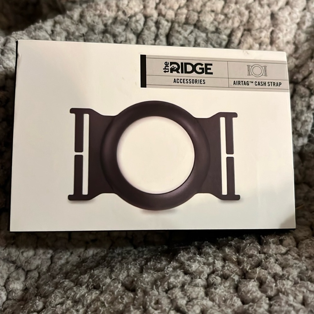 Black air tag cash strap for Ridge Wallet